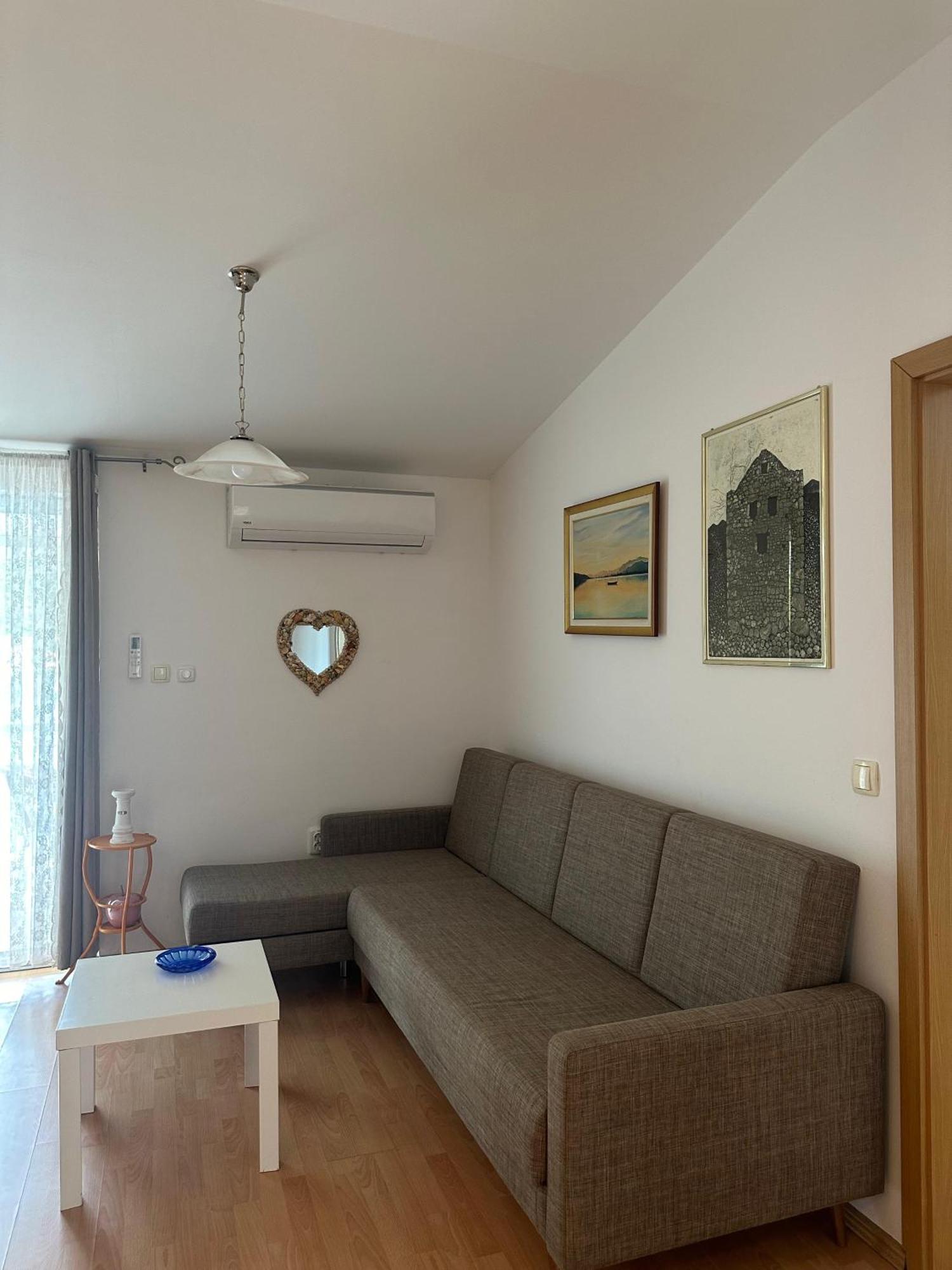 Apartman Bebic Klek Exteriör bild