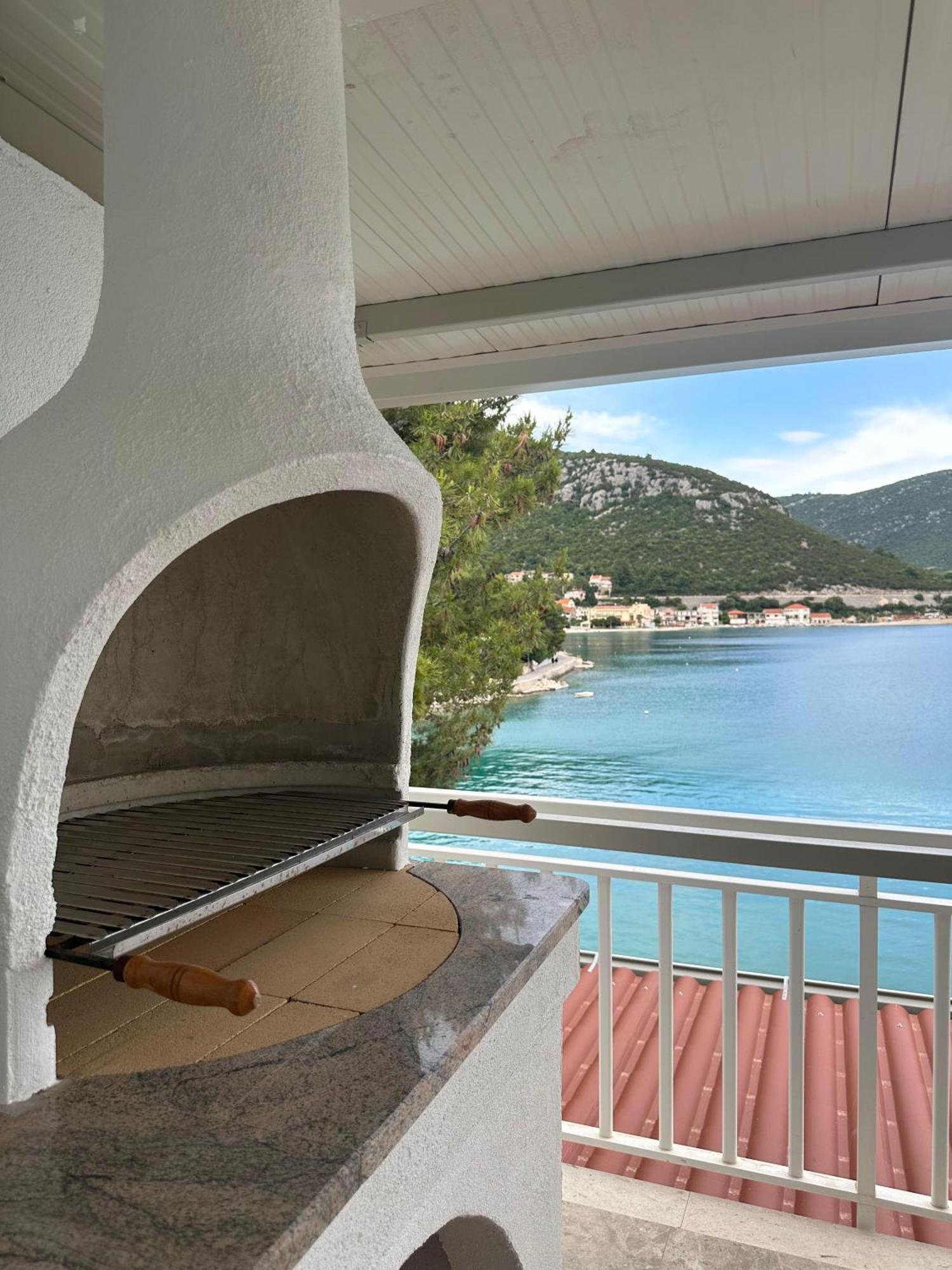 Apartman Bebic Klek Exteriör bild