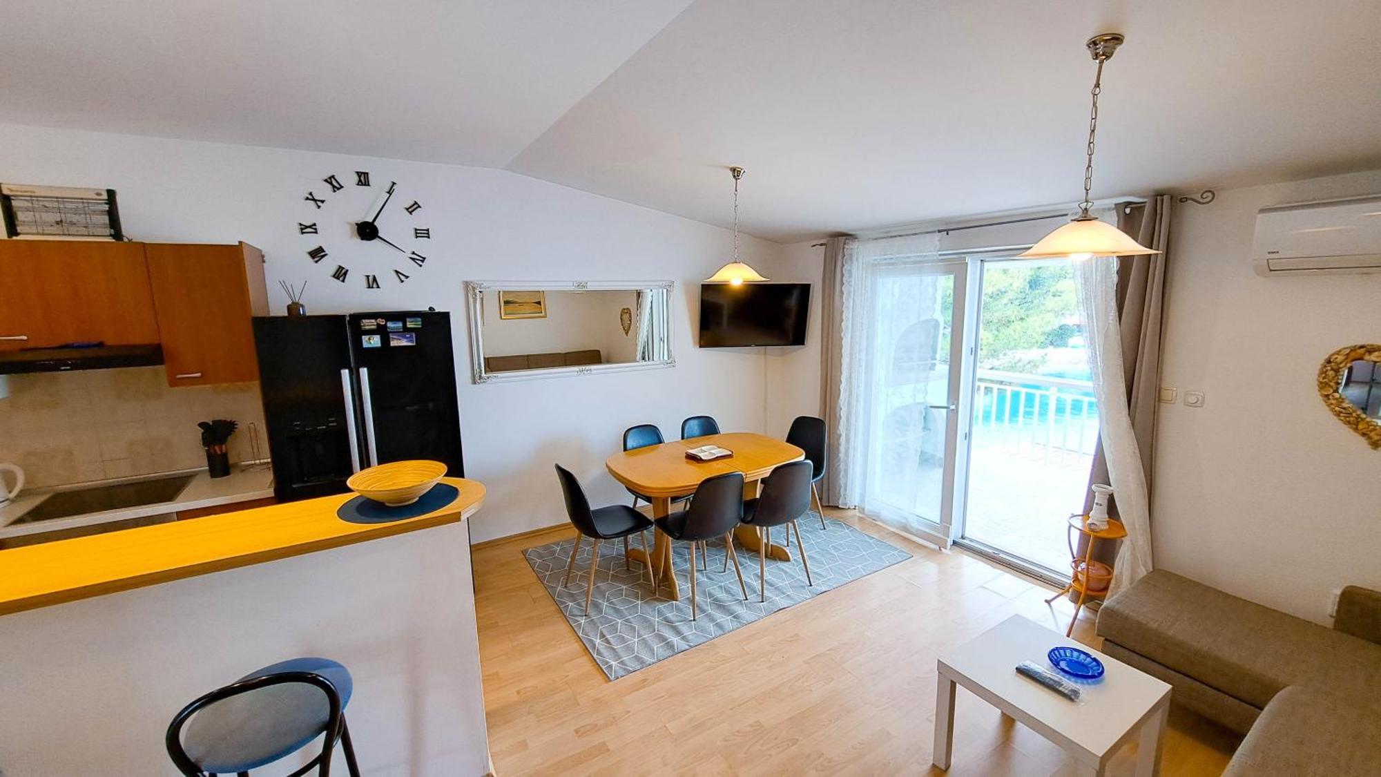 Apartman Bebic Klek Exteriör bild